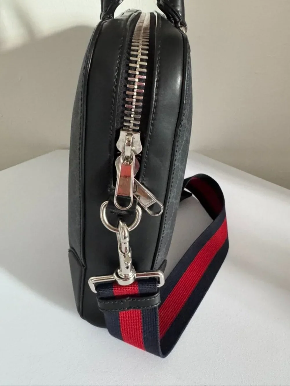 Gucci x Supreme GG Supreme Web Stripe Briefcase / Laptop Bag – Pristine